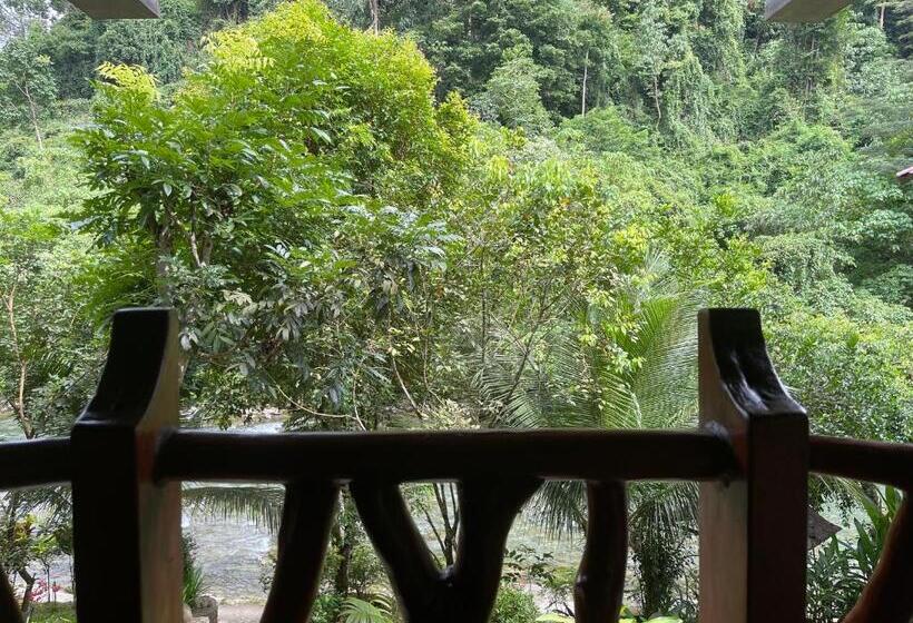 بنسيون Kupu Kupu Garden Guest House & Cafe