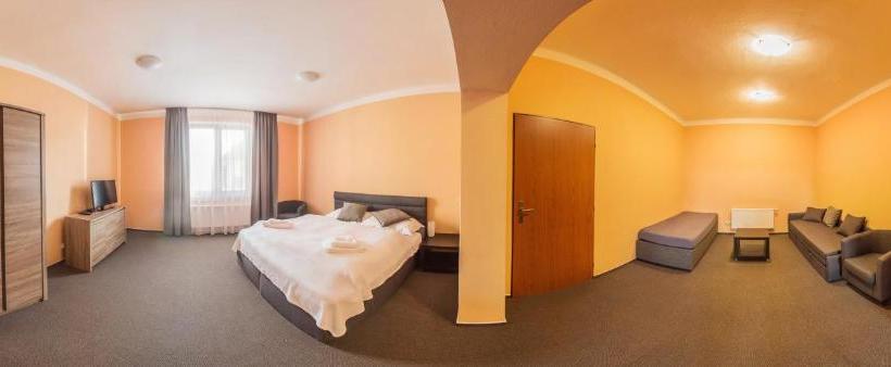 펜션 Penzion Harley Pub