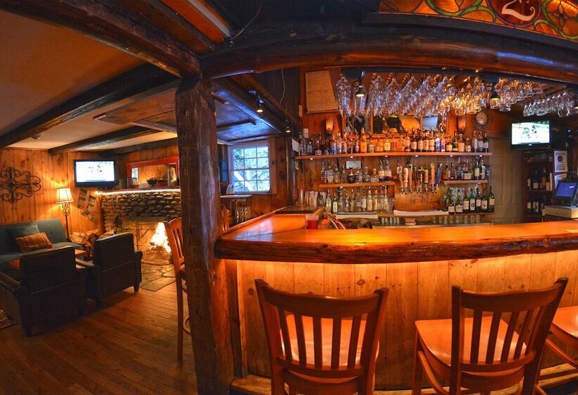 ユースホステル Hyde Away Inn