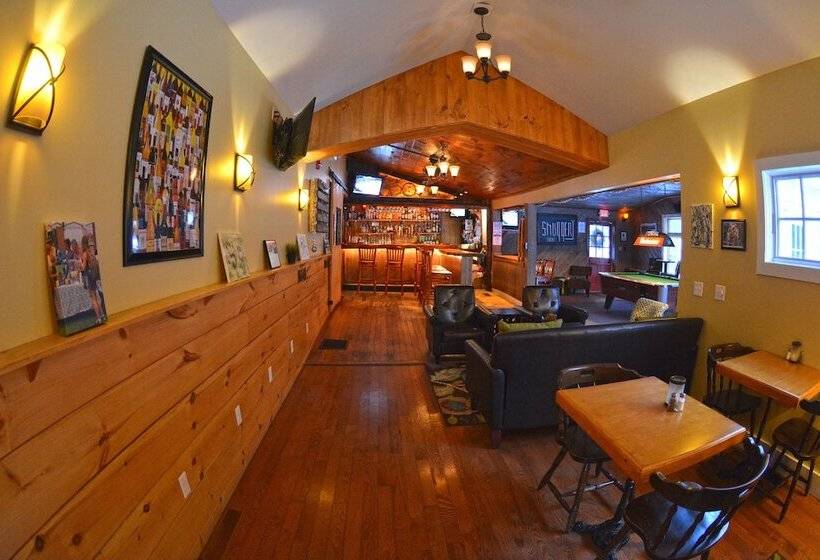 ユースホステル Hyde Away Inn