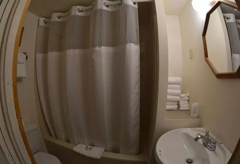 Retkeilymaja Hyde Away Inn