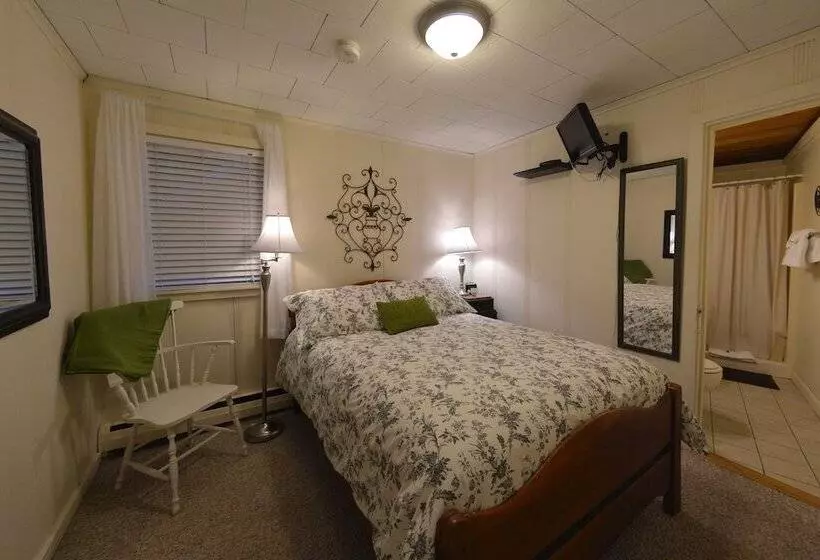 Retkeilymaja Hyde Away Inn