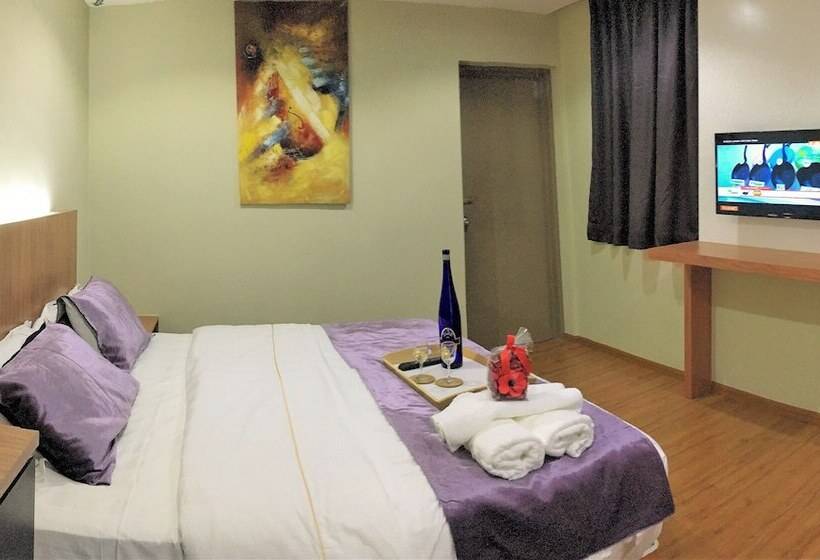 בית מלון כפרי Royale