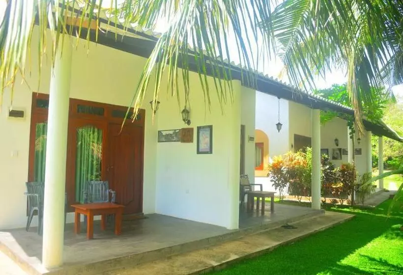 ペンション Hideaway Homestay Habarana