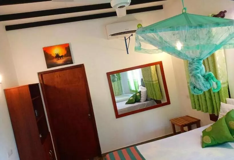 ペンション Hideaway Homestay Habarana