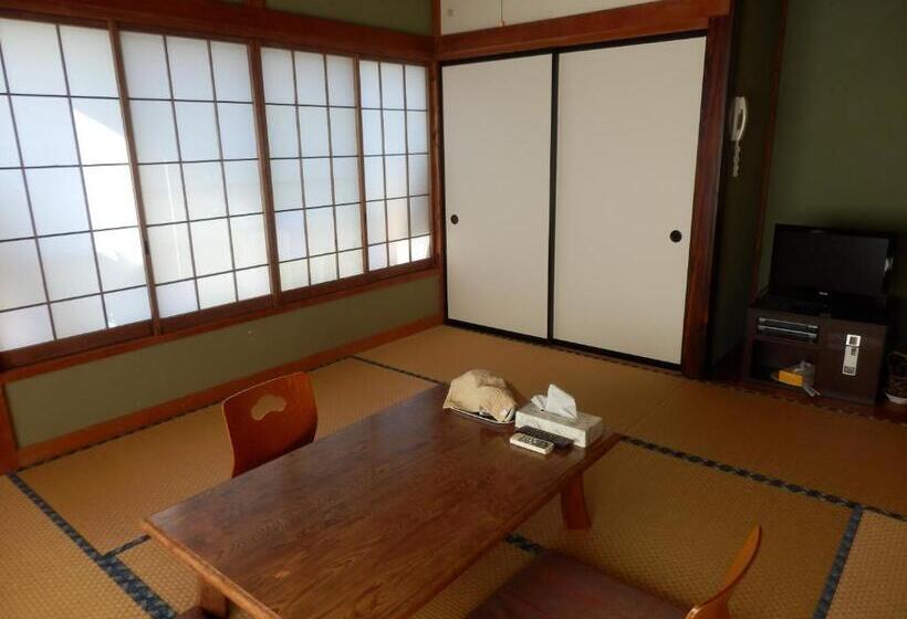 ペンション Izumi