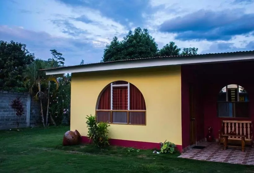 ユースホステル Goinn Tarapoto