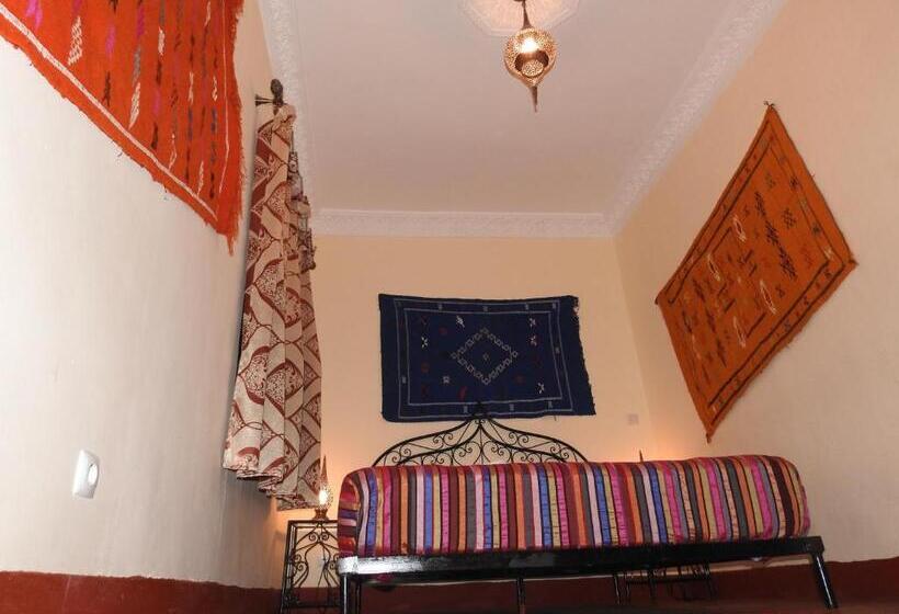 פנסיון Cinema Riad