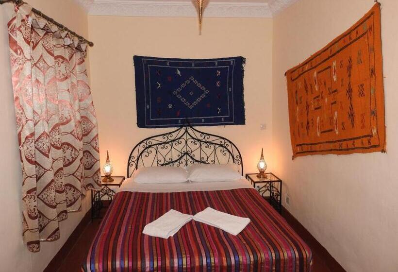 פנסיון Cinema Riad