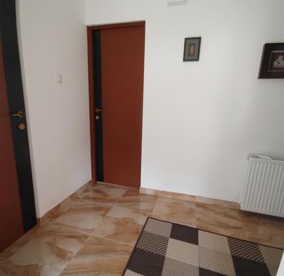 پانسیون Fiesta Apartman