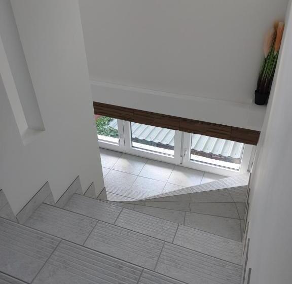 پانسیون Fiesta Apartman