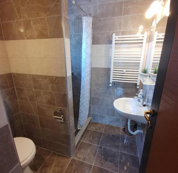 پانسیون Fiesta Apartman