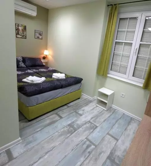 پانسیون Guest House The House топ център габрово