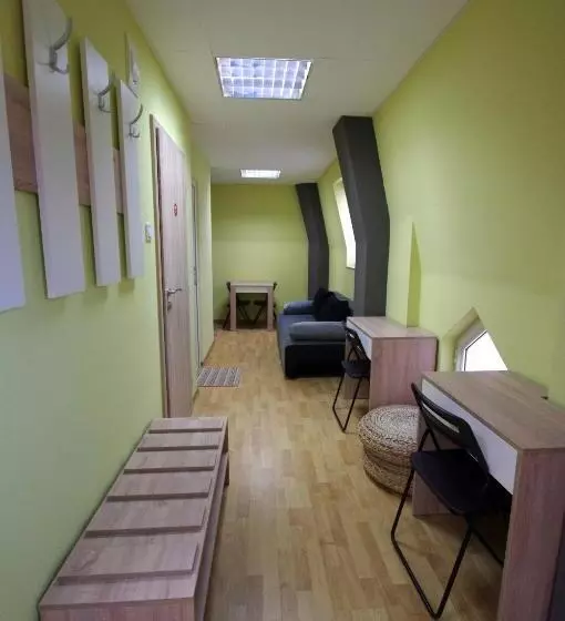 پانسیون Guest House The House топ център габрово
