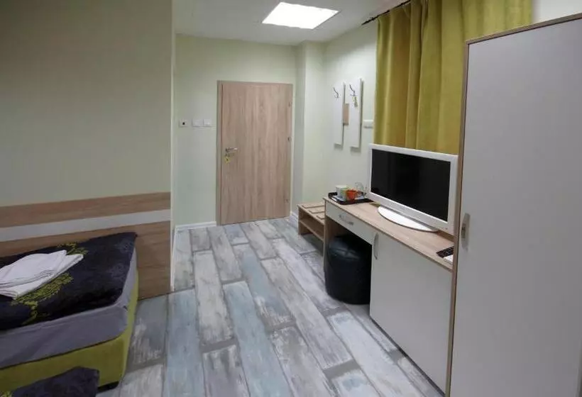 پانسیون Guest House The House топ център габрово