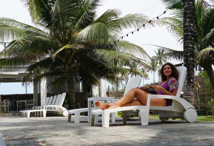 膳宿费 Naomi Beach Resort Adults Only