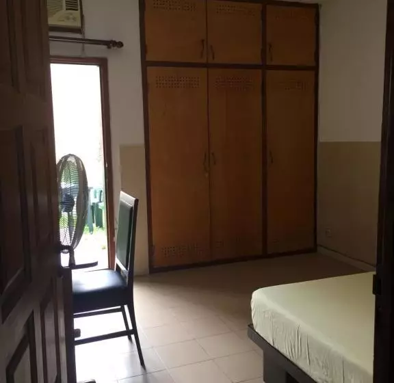 پانسیون Villa Cb