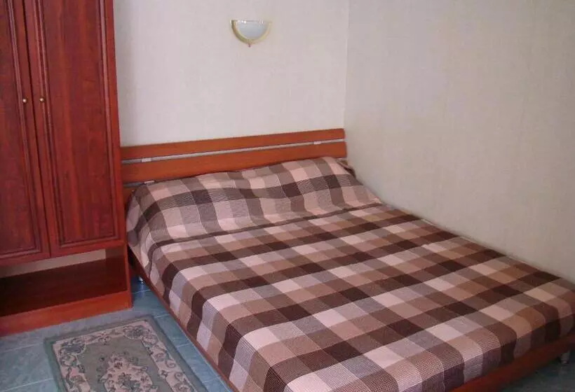هاستل Mini Hotel In Odessa Yard