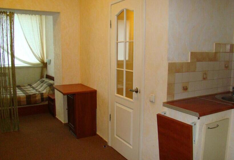 هاستل Mini Hotel In Odessa Yard