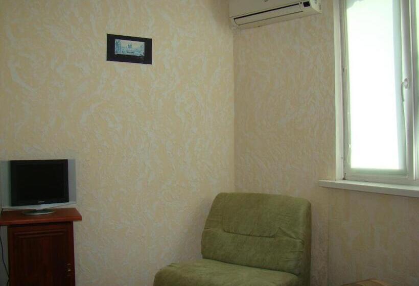 هاستل Mini Hotel In Odessa Yard