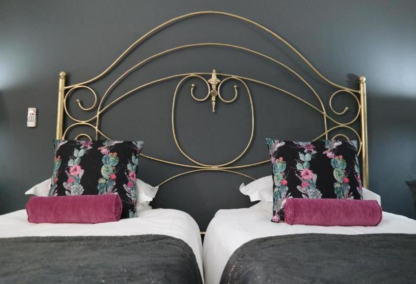 פנסיון Arcadia Luxury Guesthouse