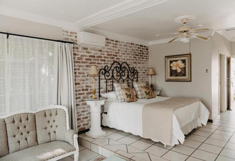 פנסיון Arcadia Luxury Guesthouse