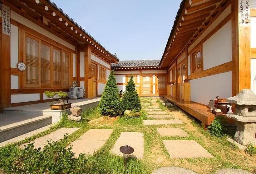 Pension Dorandoran Guesthouse