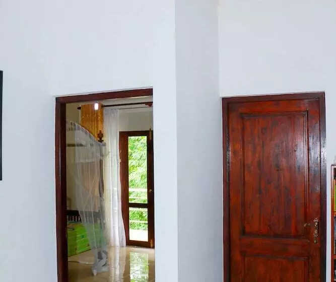 Majatalo Ganthera Residence