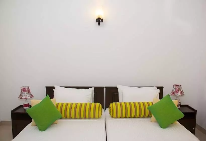 Majatalo Ganthera Residence