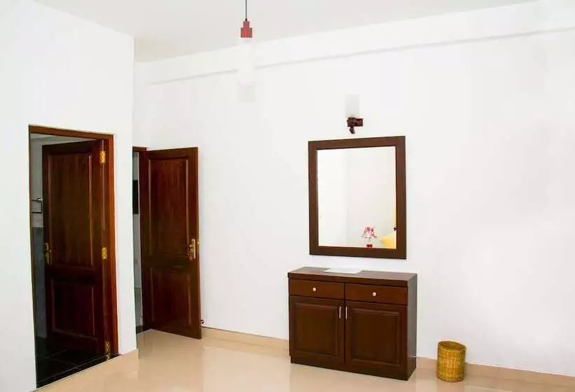 Majatalo Ganthera Residence