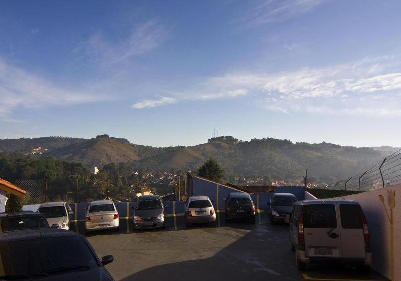 Pension (Hôtel basse catégorie) Pousada Ararinha Azul