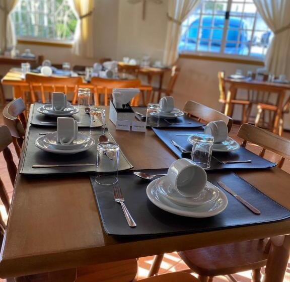 Pension (Hôtel basse catégorie) Pousada Ararinha Azul