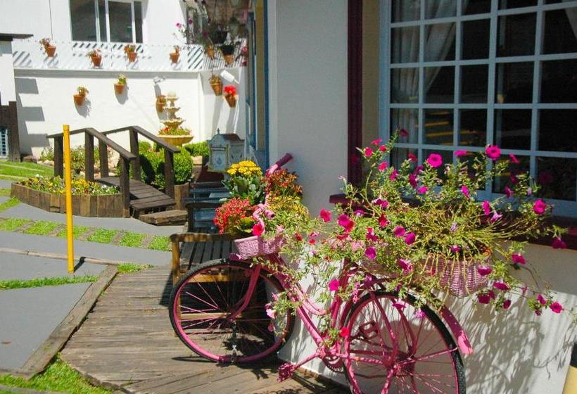 Pension (Hôtel basse catégorie) Pousada Ararinha Azul
