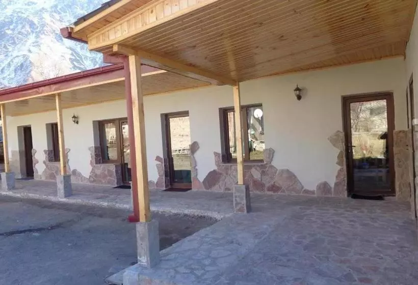 پانسیون Vaso Levani House