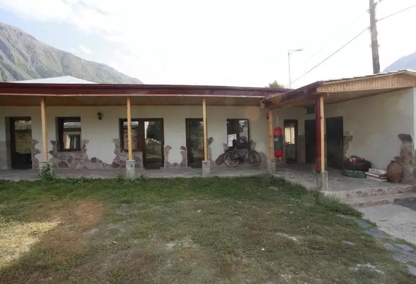 پانسیون Vaso Levani House