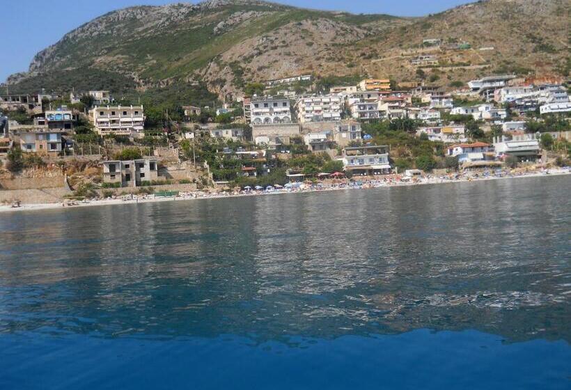 膳宿费 Villa Panorma