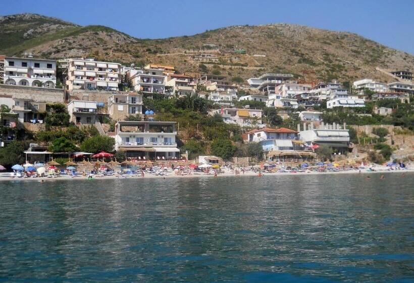 膳宿费 Villa Panorma