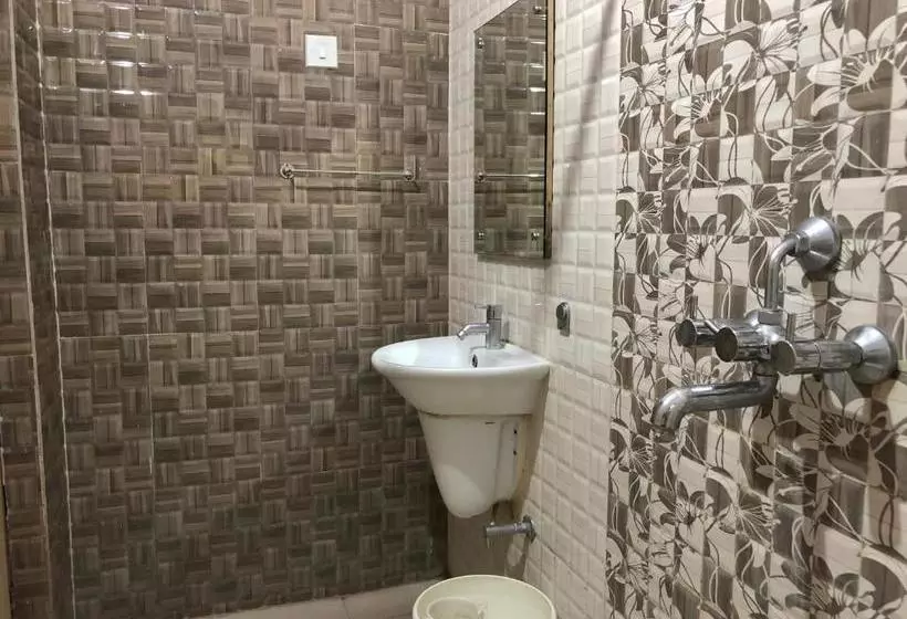 ペンション Vinayak Guest House