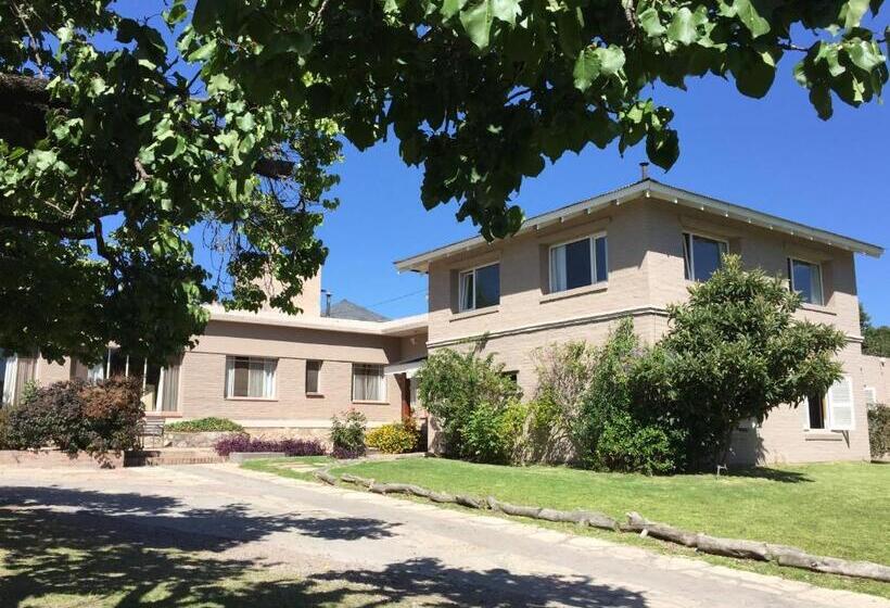 ユースホステル Hostería La Viña