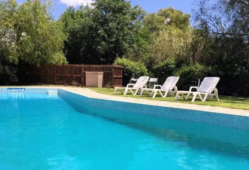 Retkeilymaja Hostería La Viña