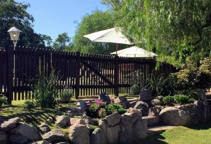 Retkeilymaja Hostería La Viña