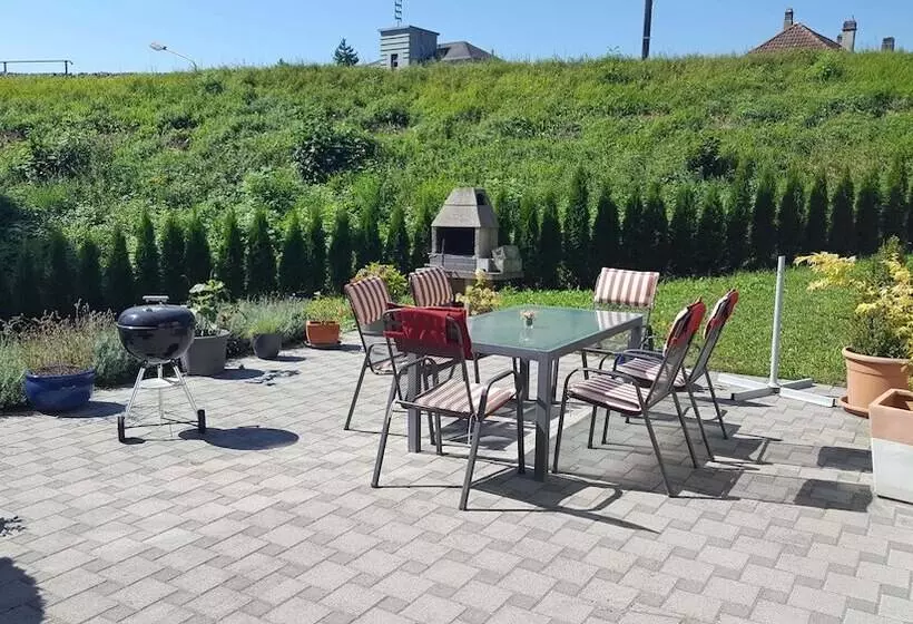 پانسیون Casa Carmela