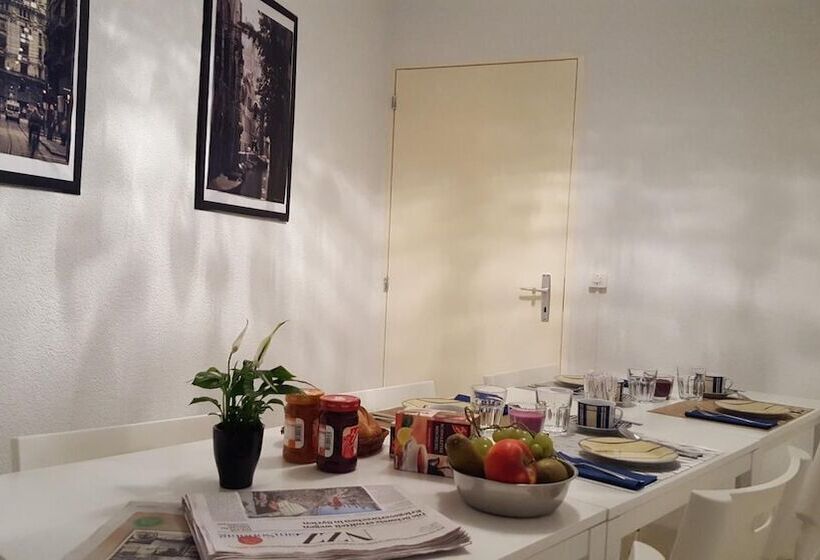 پانسیون Casa Carmela