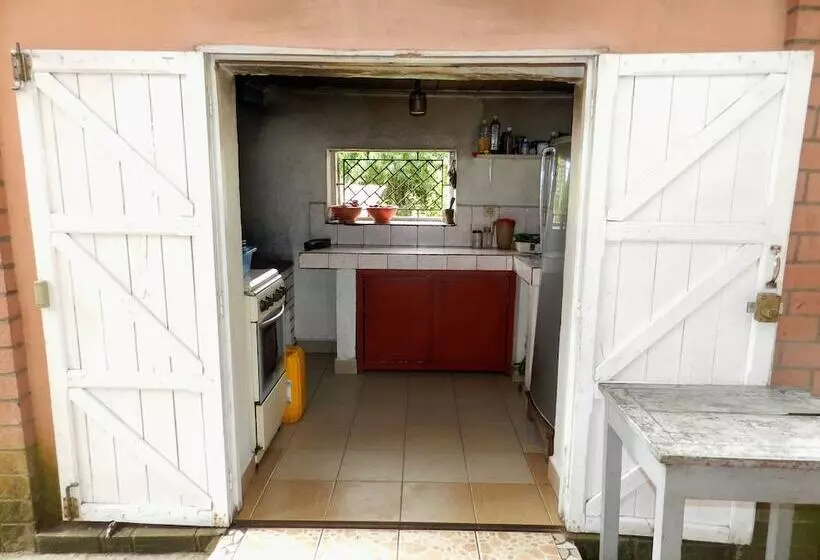 پانسیون Chez Julienne Et Patrick