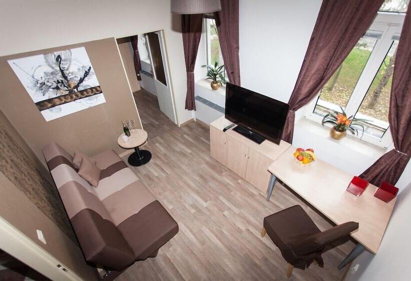 בית מלון כפרי Avenida Park