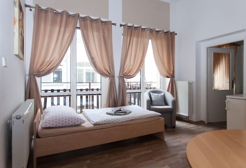 בית מלון כפרי Avenida Park