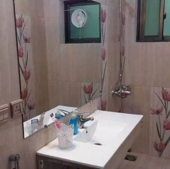 پانسیون Elite Residence