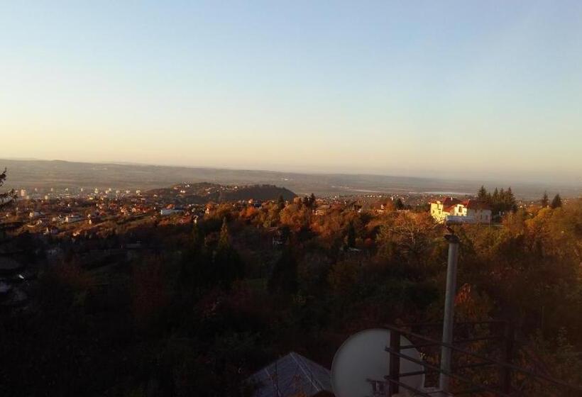 膳宿费 Welcome Vendégház