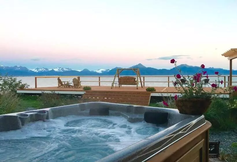 Retkeilymaja Homer Inn & Spa