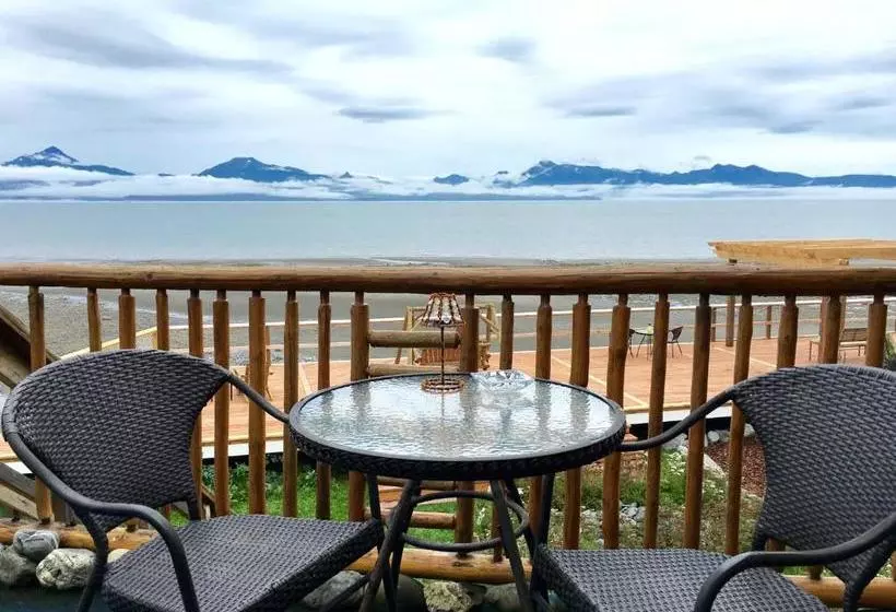 Retkeilymaja Homer Inn & Spa